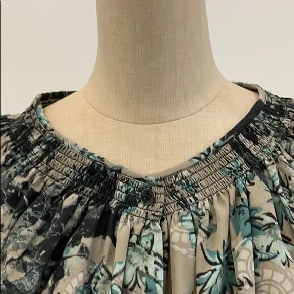 New Kensie Boho Floral Blouse - Picture 4 of 6